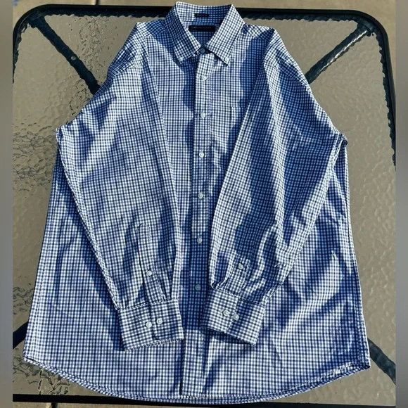 Tommy Hilfiger Regular Fit XL Shirt Like New Condition - Picture 2 of 4